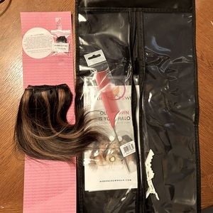 Hidden Crown, the Best Brand 8” Clip In Extensions BRAND NEW! Color 1B/#30